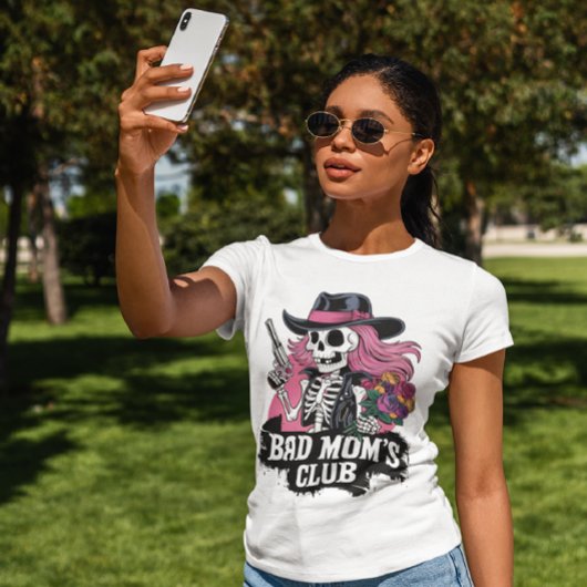 Skeleton styling met een Pistool T-shirt