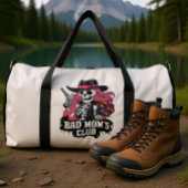 Skeleton Styling With a Gun Plunjezak