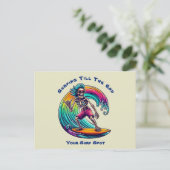 Skeleton Surfer Riding A Wave Briefkaart (Staand voorkant)