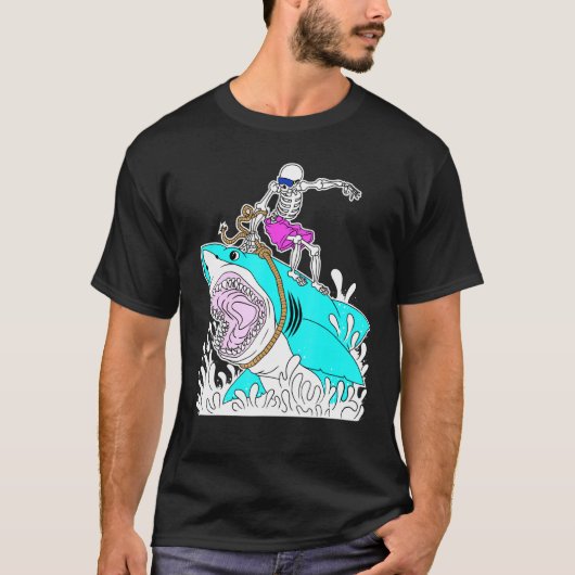 Skeleton Surfing Shark Halloween T-shirt (Voorkant)