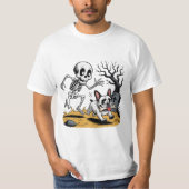Skeleton vs French Bulldog – Funny Halloween Chase T-shirt (Voorkant)