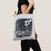 Skeleton Walking Dog Halloween Art Tote Bag (Dichtbij)