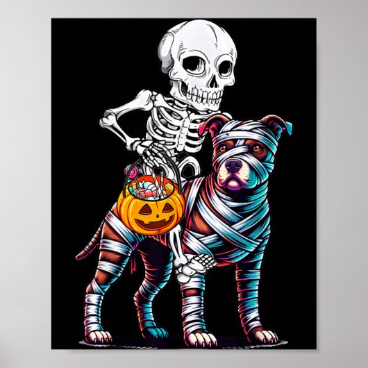 Skeletrijdende Mummie Pitbull Hond Halloween Grapp Poster (Voorkant)