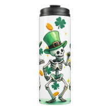 Skeletten vieren St. Patrick's Day