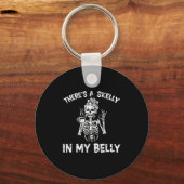 Skelly in mijn buik Halloween zwangere moeder Sleutelhanger (Voorkant)
