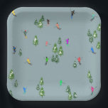 Ski Opening Christmas Skiing Holiday Skiers Blue Papieren Bordje<br><div class="desc">Ski openen! Het ontwerp van het wollige wintermodel van het skieermodel met skiërs die de alpine skipistes onder sneeuwbedekte bomen in de alpen skiën. Freeride skiers dragen kleurrijke retro skipakken en skiën naar beneden met ski's op een pastelroze sneeuwlandschapsachtergrond. Geweldig wintersportcadeau voor een skiester in je kring van vrienden, collega's...</div>