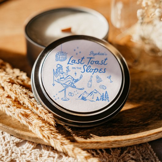 Ski vrijgezellenfeest laatste toost op de piste ronde sticker