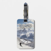 Skiën - Bergen en skiër personaliseren Bagagelabel (Achterkant verticaal)