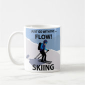 Skiën gaat gewoon met de flow skiën koffiemok (Links)