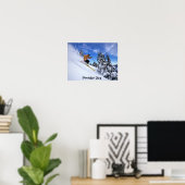 Skien op een poster van de Powder dag (Thuiskantoor)