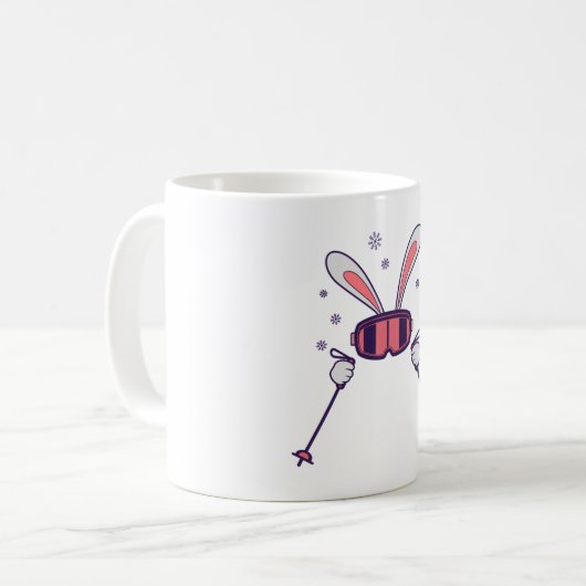 Skiende konijn met skistenpolen en skibrillen koffiemok (Voorkant links)