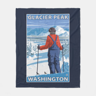 Skier Admiring - Glacier Peak, Washington Fleece Deken