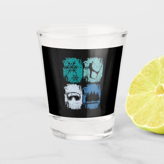 Skiers Skiing Winter Sports Shot Glas (Voorkant)