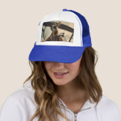 Skies: De Kangoeroe Pilot In Het Oude Vliegtuig Trucker Pet (In situ)