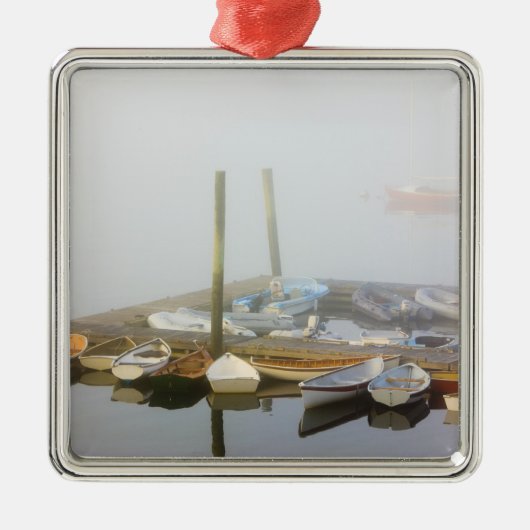 Skiffs and ochtend mist in Southwest Harbour, Metalen Ornament (Voorkant)