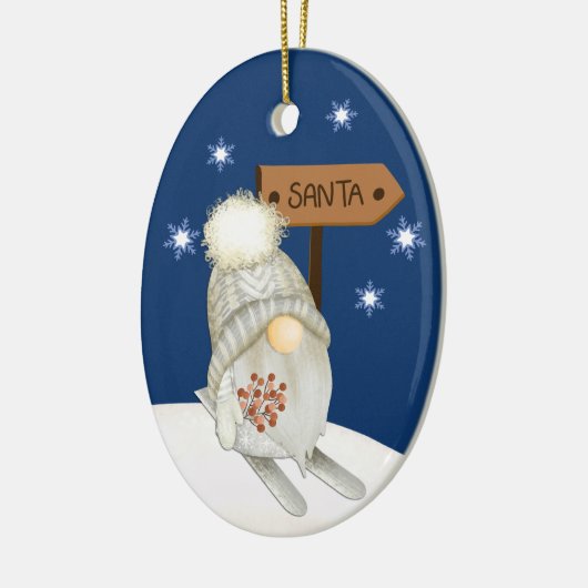 Skiing Gnome Op zoek naar Santa Kinderen Keramisch Ornament (Links)