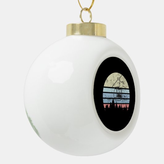 Skiing Ski Lift Retro Keramische Bal Ornament (Links)