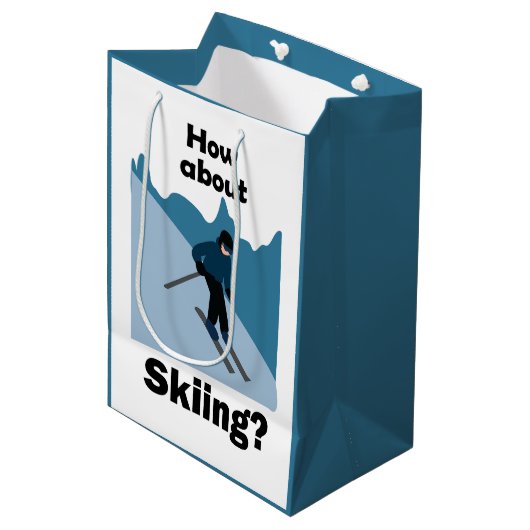 Skiing Skier How About Skiing Ski Party Medium Cadeauzakje (Voorkant Gekanteld)