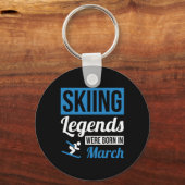 Skilegendes werden geboren in maart - verjaardagsc sleutelhanger (Voorkant)
