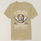Skill Barber Arent Cheap Barber citaat T-shirt (Design voorkant)