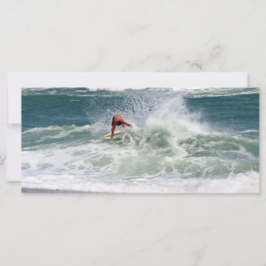 Skimboarding door Shirley Taylor (Voorkant)