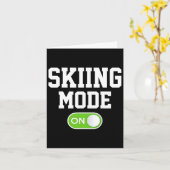 Skimodus op grappige skiër kaart (Gele Bloem)