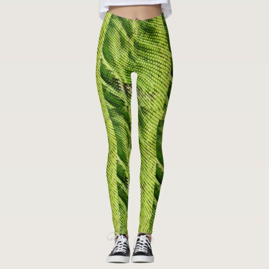 Skin of a Green Iguana Texture Leggings (Voorkant)