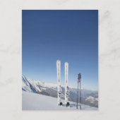Skis en Ski Poles Briefkaart (Voorkant)