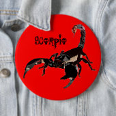 Skorpion-Buttonnen Ronde Button 6,0 Cm (In situ)