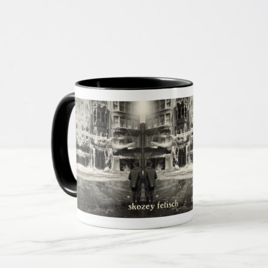 skozey fetisch " dit , dan " in de mok (Voorkant links)