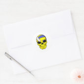 Skull als Volleybalspeler met Volleyball Ronde Sticker (Envelop)