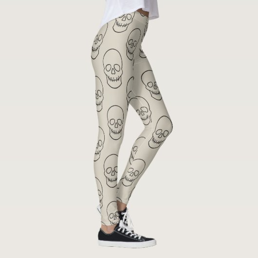 Skull - Bone White en Bat Black Leggings (Rechts)