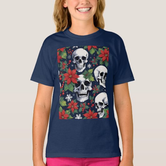 Skull Christmas With Poinsettias & Snowflakes T-shirt (Voorkant)