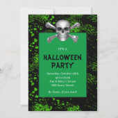Skull Crossbones Green Splattered Halloween Party Kaart (Voorkant)