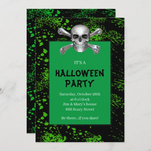 Skull Crossbones Green Splattered Halloween Party Kaart (Voorkant / Achterkant)