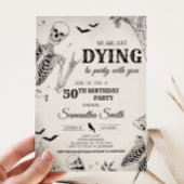 Skull Dying voor Halloween verjaardagsfeestje Kaart