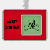 Skull en Crossbones Jolly Roger Verzilverd Omlijst Ornament (Voorkant)