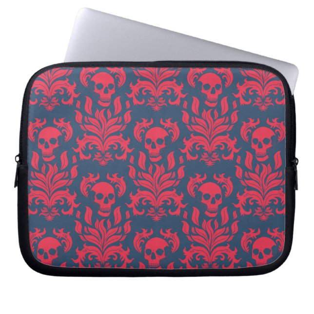Skull Flame Damask in botsend rood op blauw Laptop Sleeve (Voorkant)