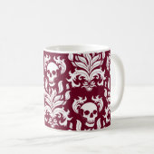 Skull Flame Damask in helder wit op diep rood Koffiemok (Voorkant rechts)