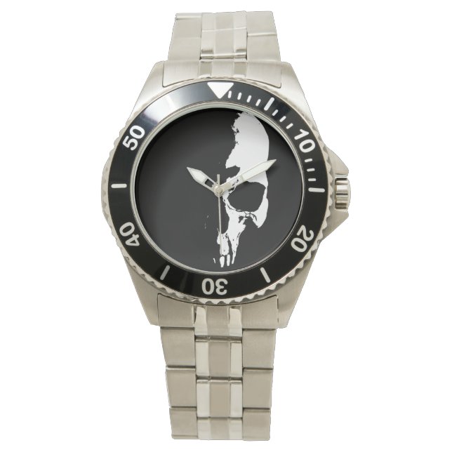 skull horloge (Voorkant)