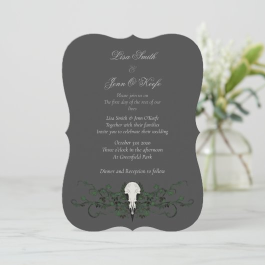 Skull & Ivy Moody Gothic Wedding Invitations Kaart (Staand voorkant)