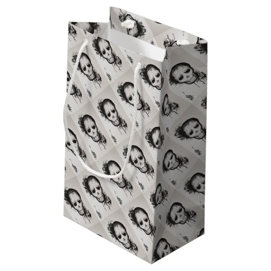 Skull Klein Cadeauzakje (Achterkant Gekanteld)