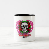 Skull Love - tweekleurige Mok, 11 oz Tweekleurige Koffiemok (Center)