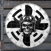 Skull Pilot & Prop, Familie Nacht, Spelkamer, Bar, Dartbord