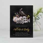 Skull & Raven Halloween Party Folie Uitnodiging (Staand Voorkant)