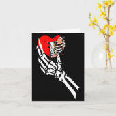 Skull Skeleton Hand Holding Red Heart Love Valenti Kaart (Gele Bloem)