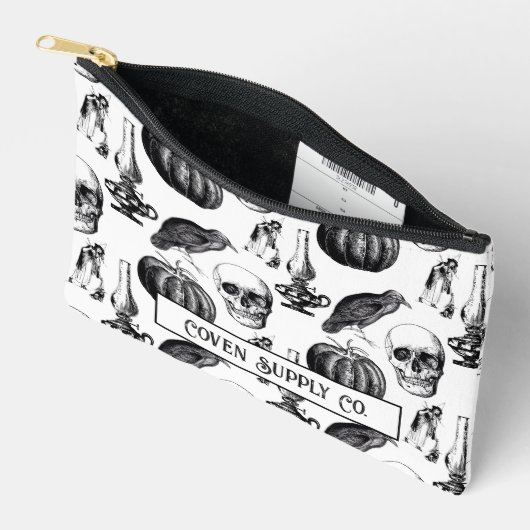 Skull & Witch Zipper Pouch Etui (Open)