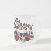 Skullen, harten en Rozen Matglas Koffiemok (Voorkant rechts)