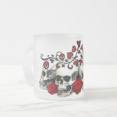 Skullen, harten en Rozen Matglas Koffiemok (Voorkant links)