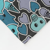 Skulls en harten op zwarte achtergrond 2 fleece deken (Hoek)